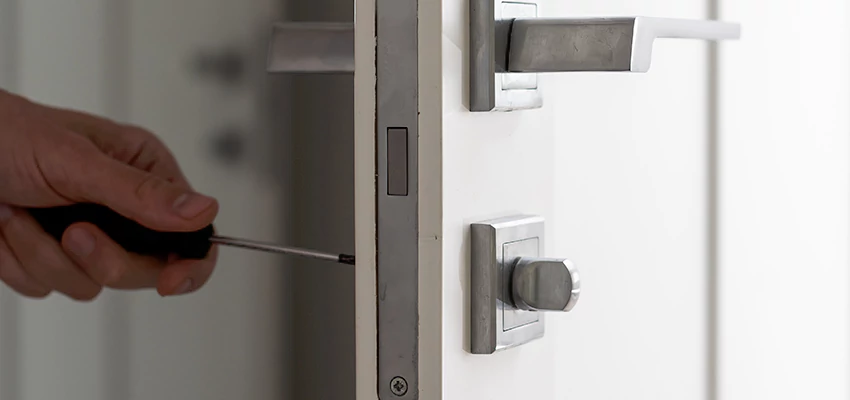 Key Programming Locksmith Open Now in Alhambra, California